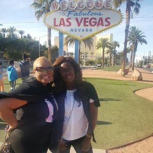 Meet your Posher, Monique